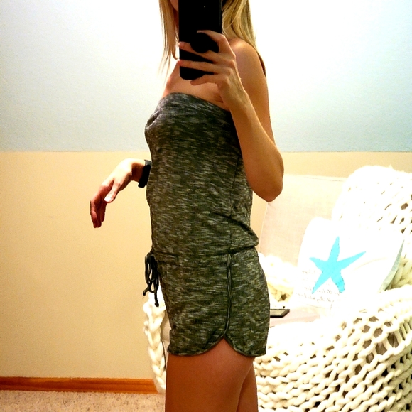 Essential Romper- Medium - Picture 3 of 6